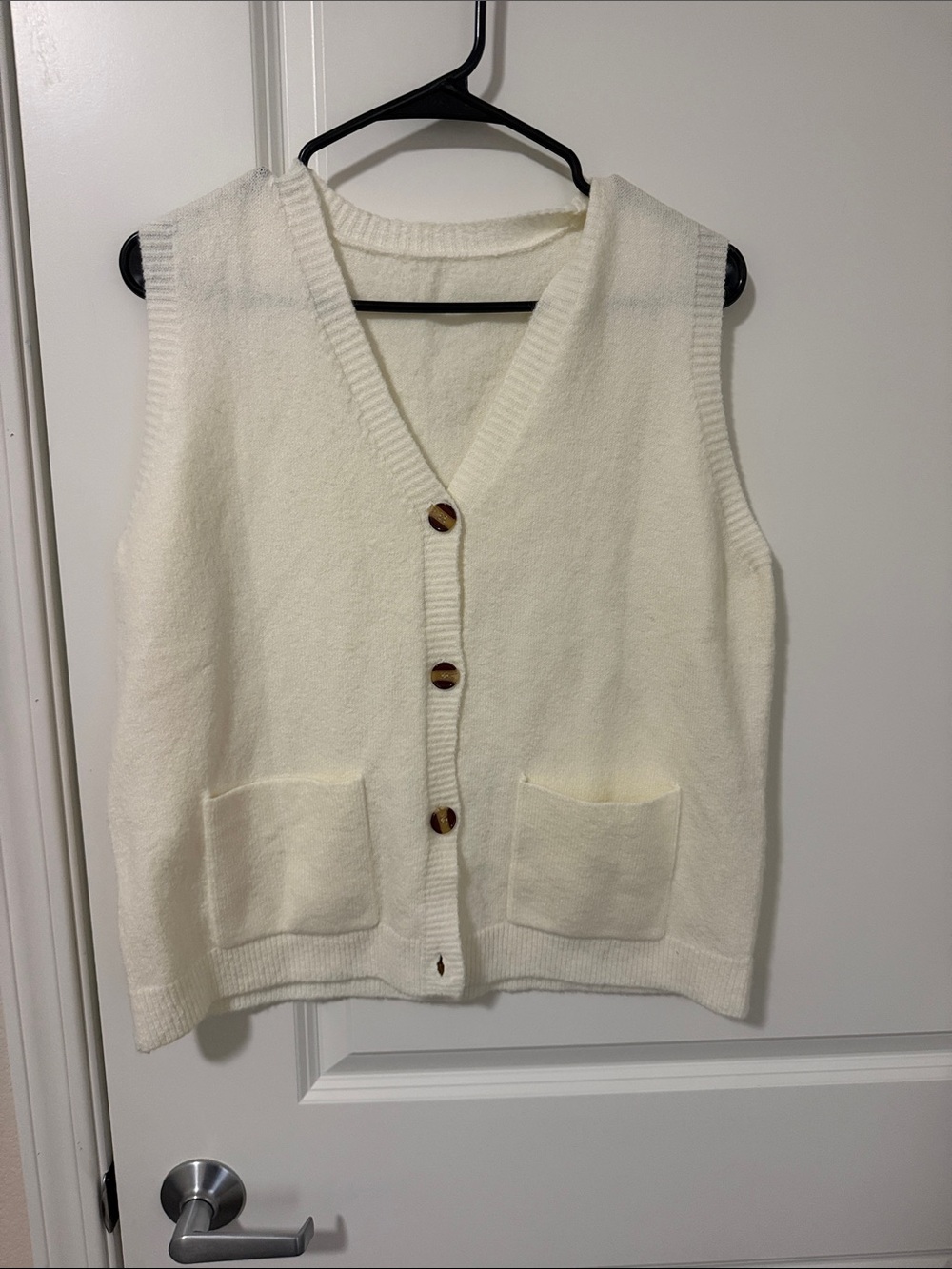 Women’s Cream Button-Front Knit Sweater Vest